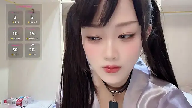 Snapshot of yueyue2003 chatting on 04/06/26, 12:17 yueyue2003 online show from 04/06/26, 12:17