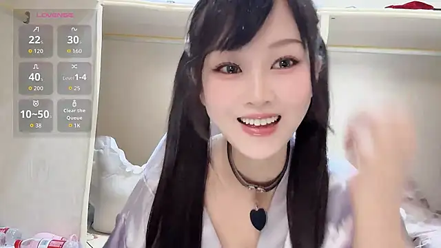 Snapshot of yueyue2003 chatting on 04/15/26, 05:03 yueyue2003 online show from 04/15/26, 05:03