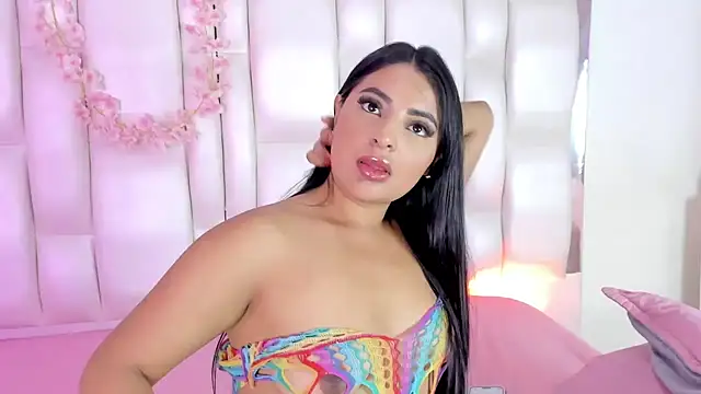 Snapshot of KathaDias chatting on 01/17/26, 06:07 KathaDias online show from 01/17/26, 06:07