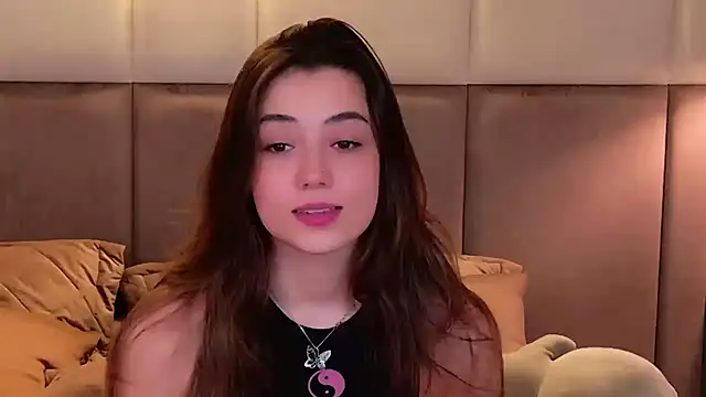 Snapshot of Alice_Deleon chatting on 09/21/25, 09:00 Alice Deleon online show from 09/21/25, 09:00