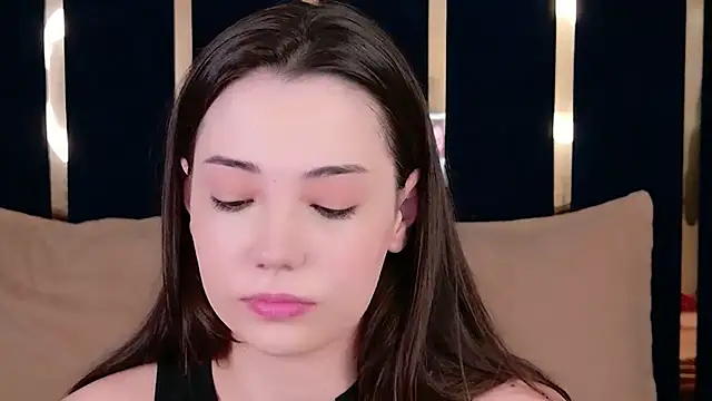 Alice Deleon online show from 05/31/26, 10:55