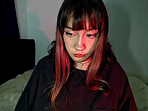 Snapshot of blue_katt chatting on 03/17/25, 07:46 blue katt online show from 03/17/25, 07:46