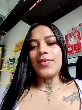 Snapshot of Emily_sharlot chatting on 02/20/25, 07:30 Emily sharlot online show from 02/20/25, 07:30