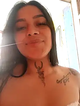 Snapshot of Emily_sharlot chatting on 02/28/25, 03:59 Emily sharlot online show from 02/28/25, 03:59