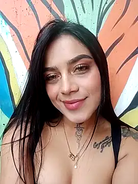 Snapshot of Emily_sharlot chatting on 03/02/25, 03:37 Emily sharlot online show from 03/02/25, 03:37