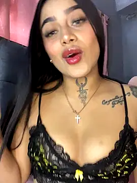 Snapshot of Emily_sharlot chatting on 09/15/25, 04:51 Emily sharlot online show from 09/15/25, 04:51