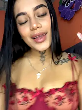 Snapshot of Emily_sharlot chatting on 09/19/25, 12:17 Emily sharlot online show from 09/19/25, 12:17