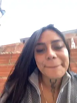 Snapshot of Emily_sharlot chatting on 09/28/25, 09:09 Emily sharlot online show from 09/28/25, 09:09