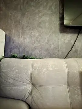 Snapshot of EmmaSulivan chatting on 12/15/25, 07:01 EmmaSulivan online show from 12/15/25, 07:01