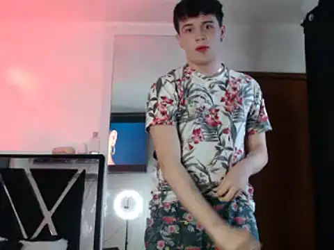 Smith boy 25 online show from 03/04/25, 10:05