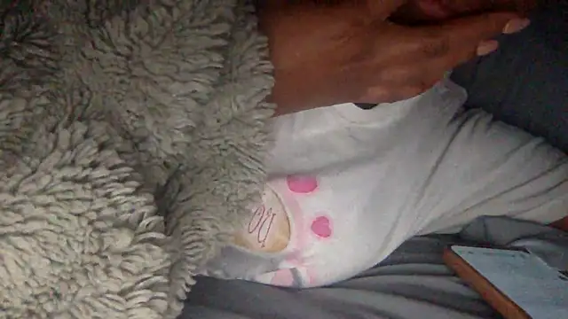 Snapshot of icedcoffeex chatting on 03/05/26, 04:47 icedcoffeex online show from 03/05/26, 04:47