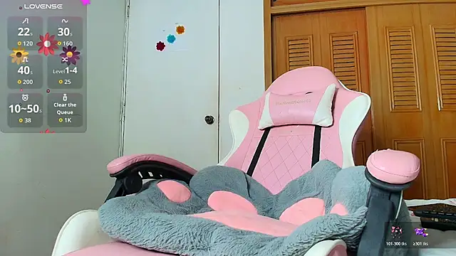 Snapshot of Peach_Rose_ chatting on 02/10/26, 11:31 Peach Rose online show from 02/10/26, 11:31