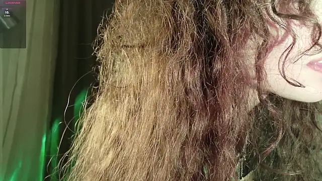 Snapshot of Dizer_clopy chatting on 11/21/25, 09:13 Dizer clopy online show from 11/21/25, 09:13