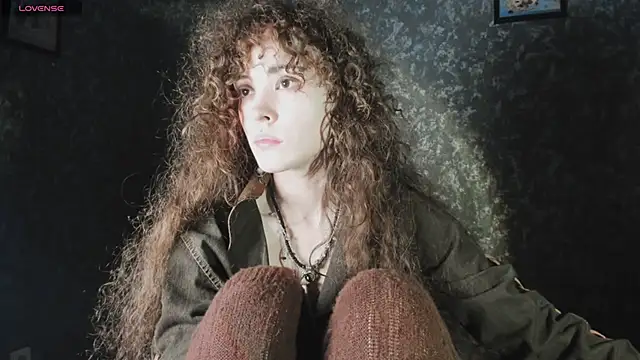 Snapshot of Dizer_clopy chatting on 12/03/25, 04:38 Dizer clopy online show from 12/03/25, 04:38