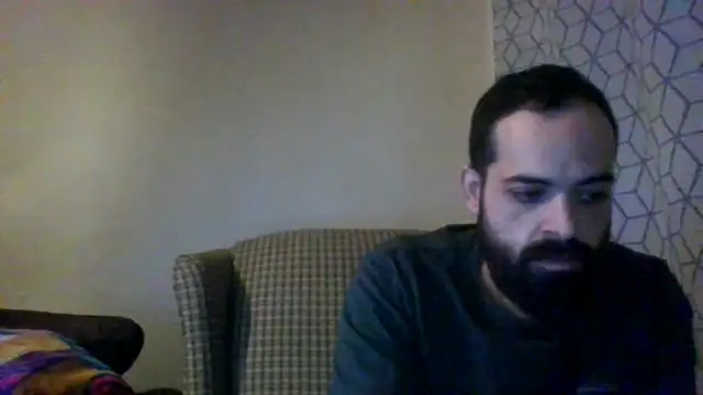 guccititi online show from 11/18/25, 02:28