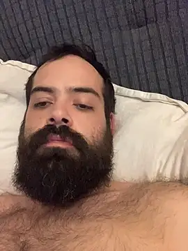 Snapshot of guccititi chatting on 12/19/25, 11:56 guccititi online show from 12/19/25, 11:56