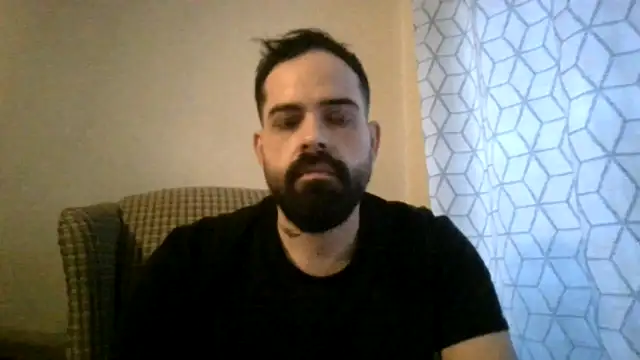 Snapshot of guccititi chatting on 03/08/26, 10:35 guccititi online show from 03/08/26, 10:35