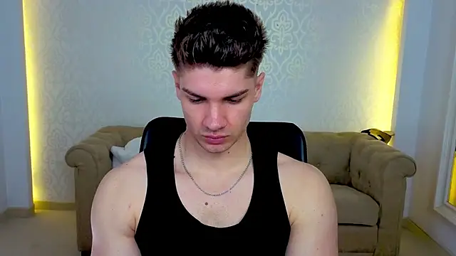 MaxKaiden online show from 04/26/26, 10:02