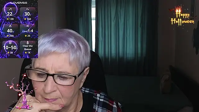 Sandra Snowflake online show from 10/30/25, 11:44