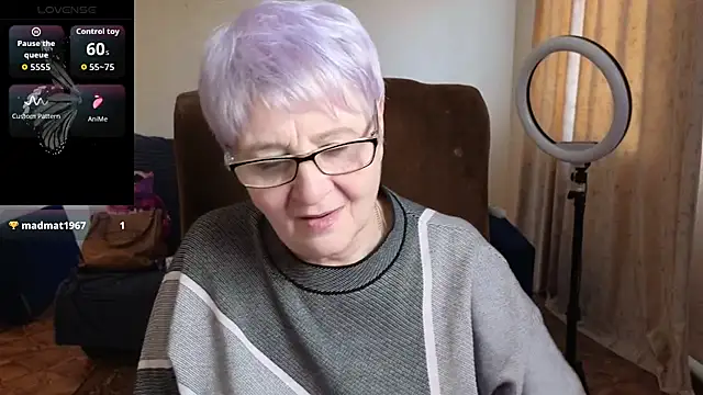 Snapshot of Sandra_Snowflake chatting on 03/23/26, 04:16 Sandra Snowflake online show from 03/23/26, 04:16