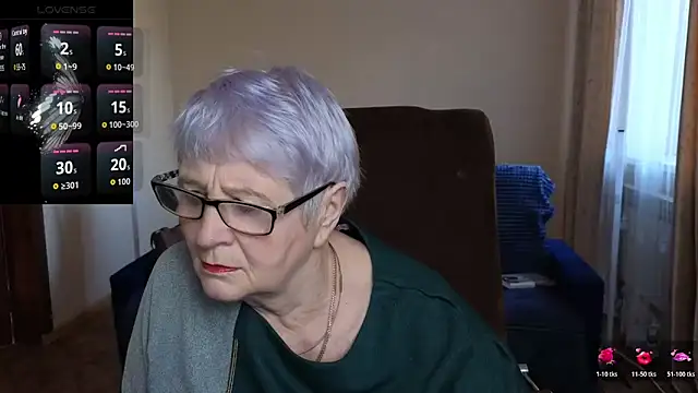 Snapshot of Sandra_Snowflake chatting on 03/31/26, 04:13 Sandra Snowflake online show from 03/31/26, 04:13