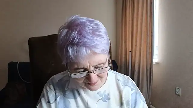 Snapshot of Sandra_Snowflake chatting on 04/14/26, 03:56 Sandra Snowflake online show from 04/14/26, 03:56