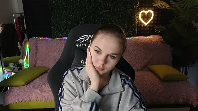 Dyna bae online show from 09/14/25, 01:49