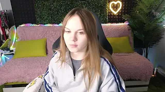 Dyna bae online show from 09/30/25, 02:27