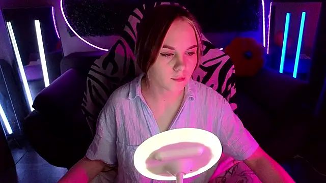 Dyna bae online show from 11/10/25, 04:17