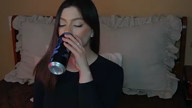 Snapshot of RitaVesper chatting on 04/12/26, 09:31 RitaVesper online show from 04/12/26, 09:31