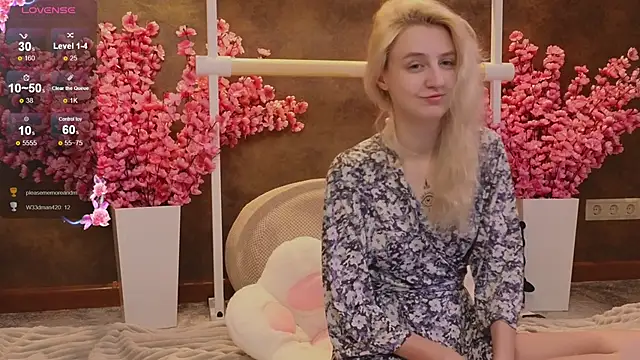 aishiro online show from 03/20/25, 12:43