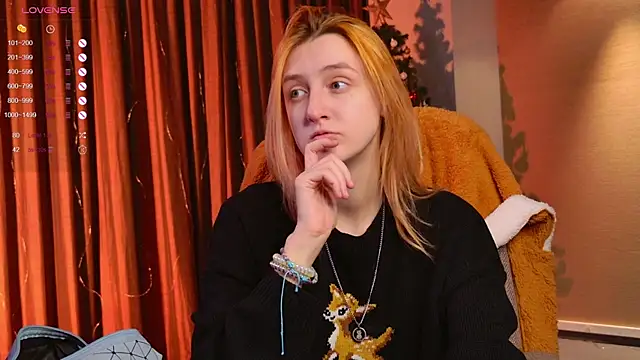 aishiro online show from 12/21/25, 01:18