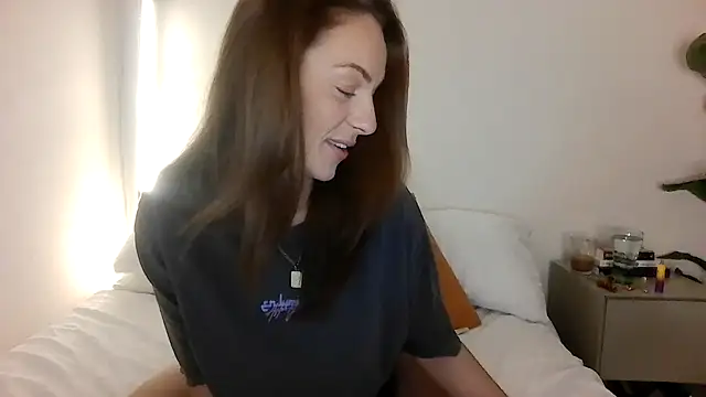 Snapshot of Edenfox- chatting on 03/15/26, 10:27 Edenfox- online show from 03/15/26, 10:27