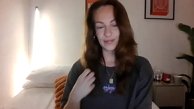 Snapshot of Edenfox- chatting on 03/18/26, 11:52 Edenfox- online show from 03/18/26, 11:52