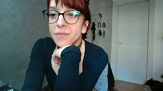 Snapshot of MirianaB chatting on 03/14/25, 07:48 MirianaB online show from 03/14/25, 07:48