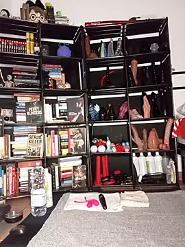 Snapshot of MirianaB chatting on 10/27/25, 03:05 MirianaB online show from 10/27/25, 03:05