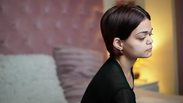 MaiaMini online show from 11/14/25, 10:51