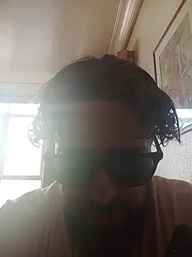 Snapshot of serpensy chatting on 09/26/25, 09:35 serpensy online show from 09/26/25, 09:35