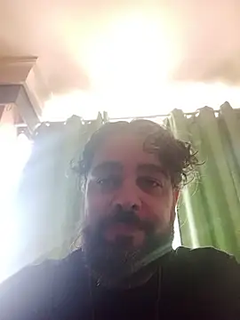 Snapshot of serpensy chatting on 10/02/25, 11:39 serpensy online show from 10/02/25, 11:39