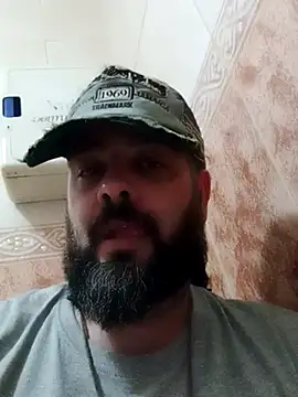 Snapshot of serpensy chatting on 10/23/25, 03:44 serpensy online show from 10/23/25, 03:44