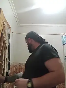 Snapshot of serpensy chatting on 10/24/25, 06:37 serpensy online show from 10/24/25, 06:37