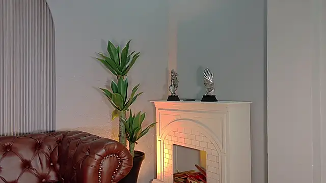 Snapshot of katia_foxxx_ chatting on 07/01/26, 05:34 katia foxxx online show from 07/01/26, 05:34