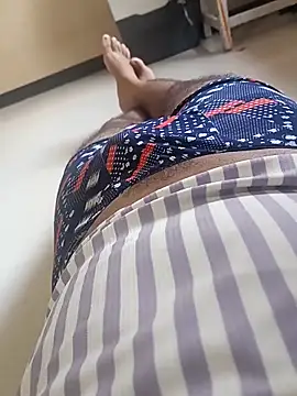 Snapshot of robis12314 chatting on 09/14/25, 04:33 robis12314 online show from 09/14/25, 04:33