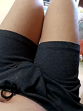 Snapshot of robis12314 chatting on 10/26/25, 03:34 robis12314 online show from 10/26/25, 03:34