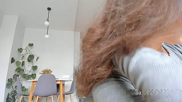 Snapshot of mey_baee chatting on 03/22/26, 09:02 mey baee online show from 03/22/26, 09:02