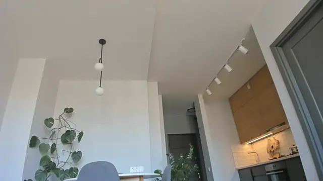 Snapshot of mey_baee chatting on 04/15/26, 07:15 mey baee online show from 04/15/26, 07:15