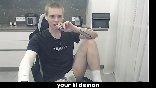 yourlildemon online show from 02/20/26, 07:03