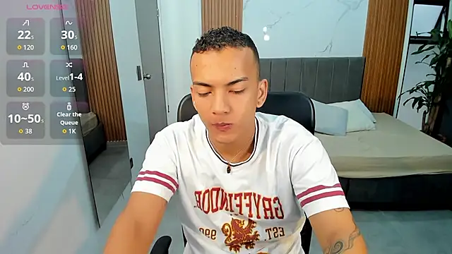 Snapshot of Rafa2004Cruz chatting on 09/20/25, 12:06 Rafa2004Cruz online show from 09/20/25, 12:06