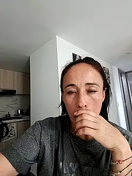 Coeur de luxure online show from 10/04/25, 07:56