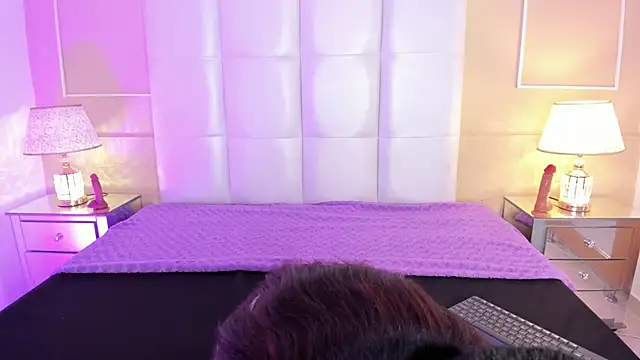 Snapshot of Pariss-Salvatore chatting on 03/05/25, 07:38 Pariss-Salvatore online show from 03/05/25, 07:38